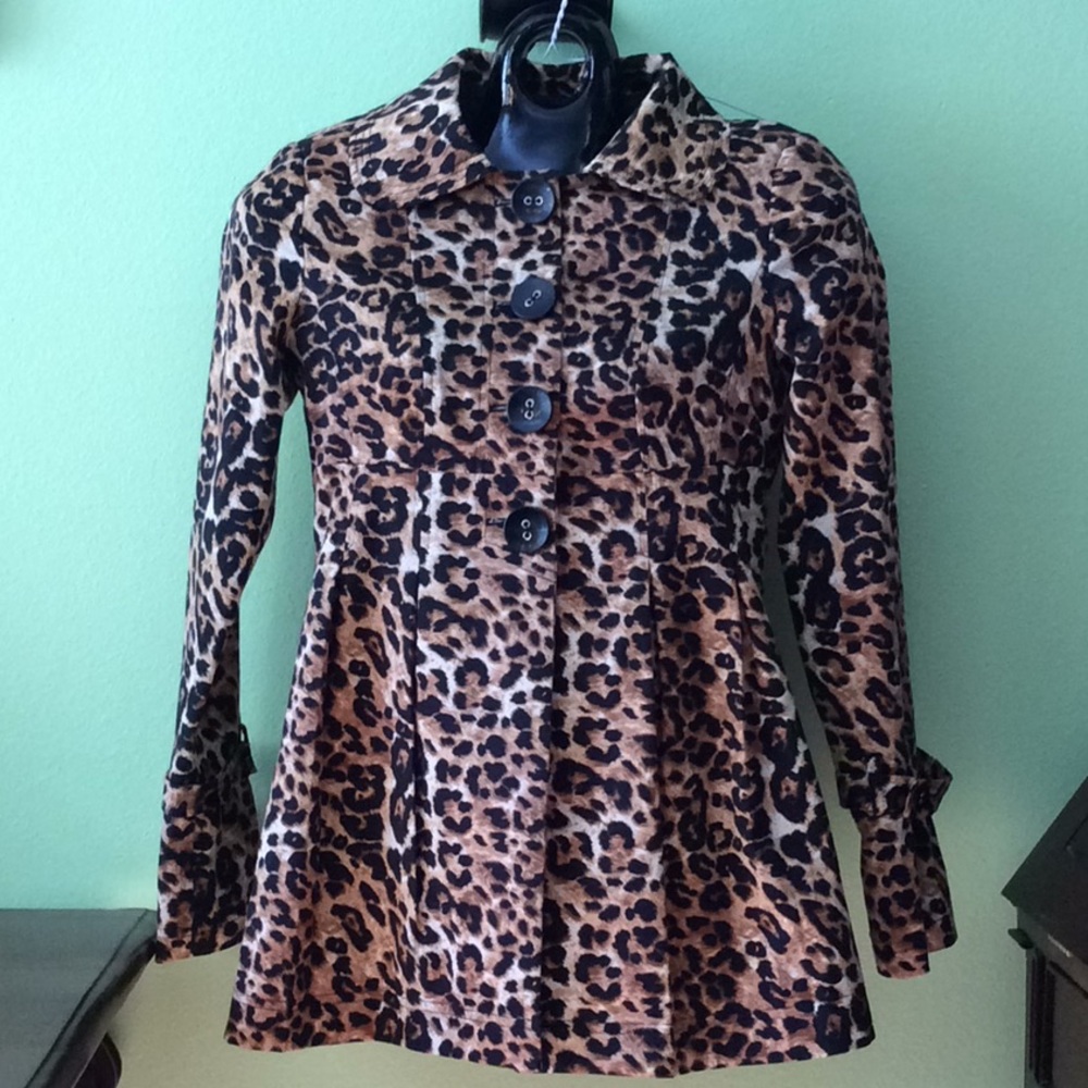 NWOT Sele Animal Cheetah Print Big Buttons Blazer